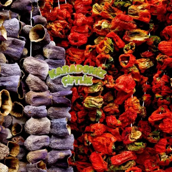 Doğal Kuru Dolmalık Biber Güneşte Kurutulmuş Dolmalık Biber | Karadeniz Çiftlik
